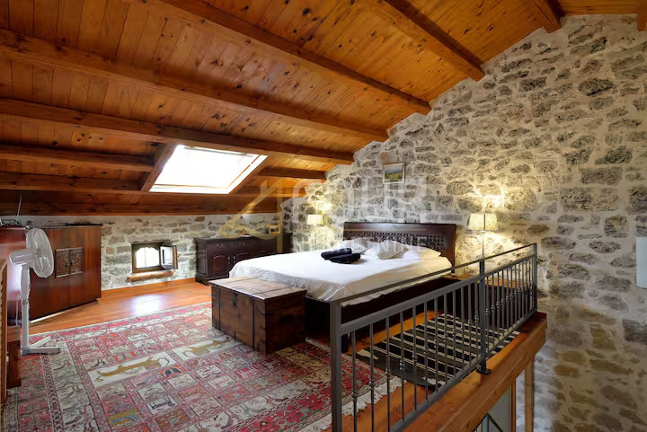 Dračevac, Poreč, 240m2