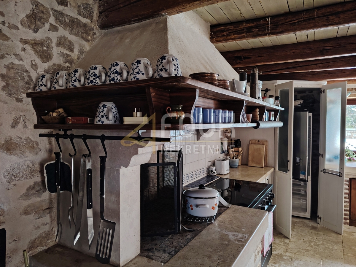 Dračevac, Poreč, 240m2