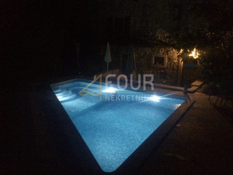 Dračevac, Poreč, 240m2