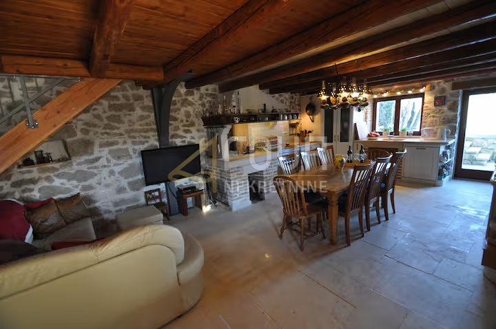 Dračevac, Poreč, 240m2