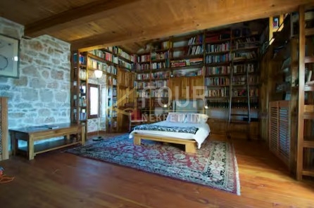 Dračevac, Poreč, 240m2