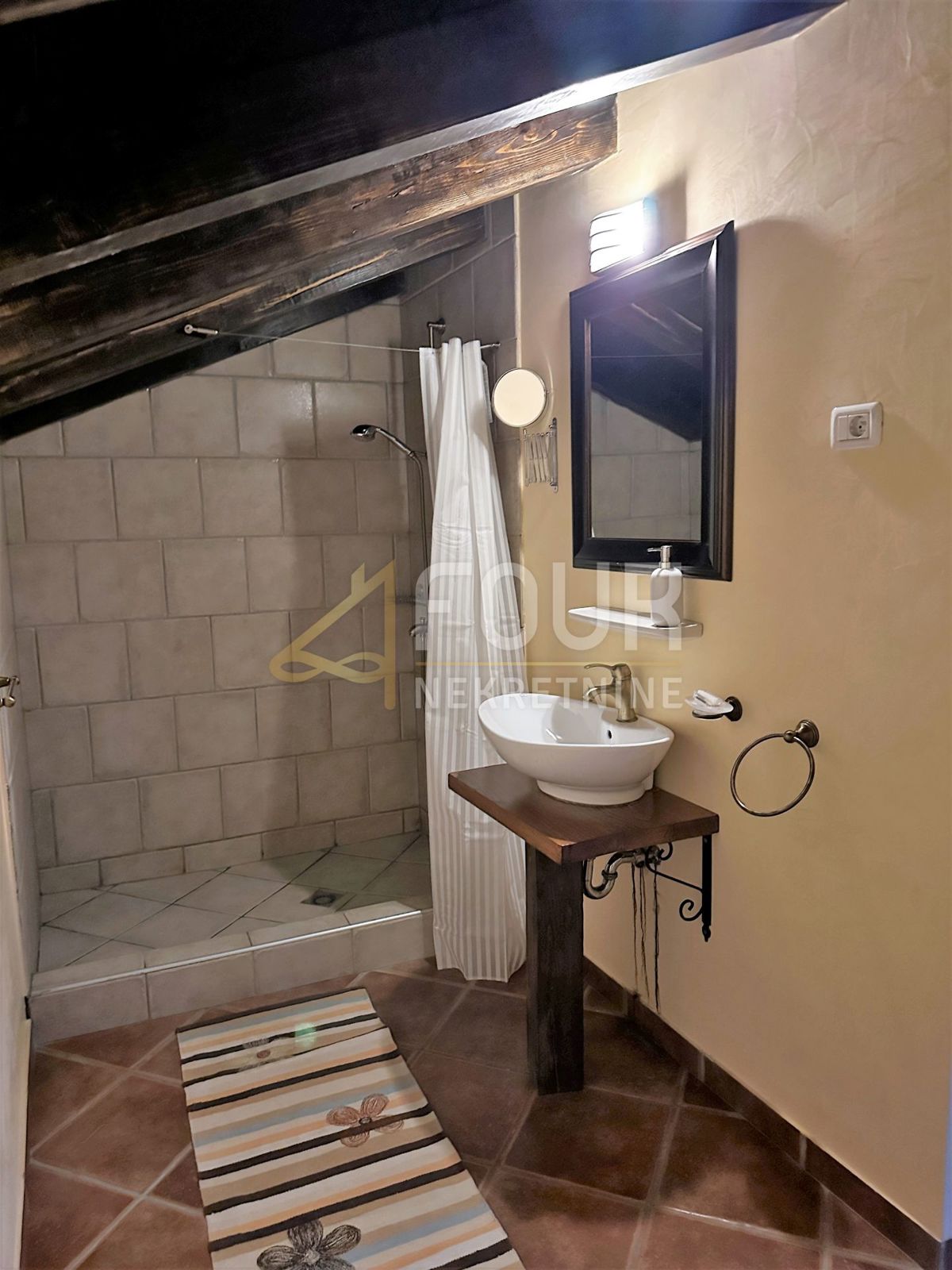 Poljane, Opatija - Okolica, 511m2