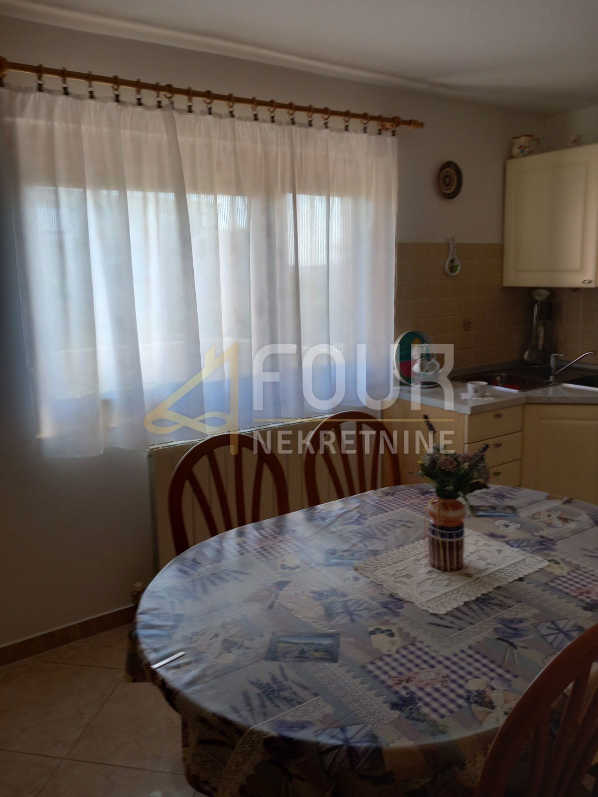 Centar, Pula, 162,94m2