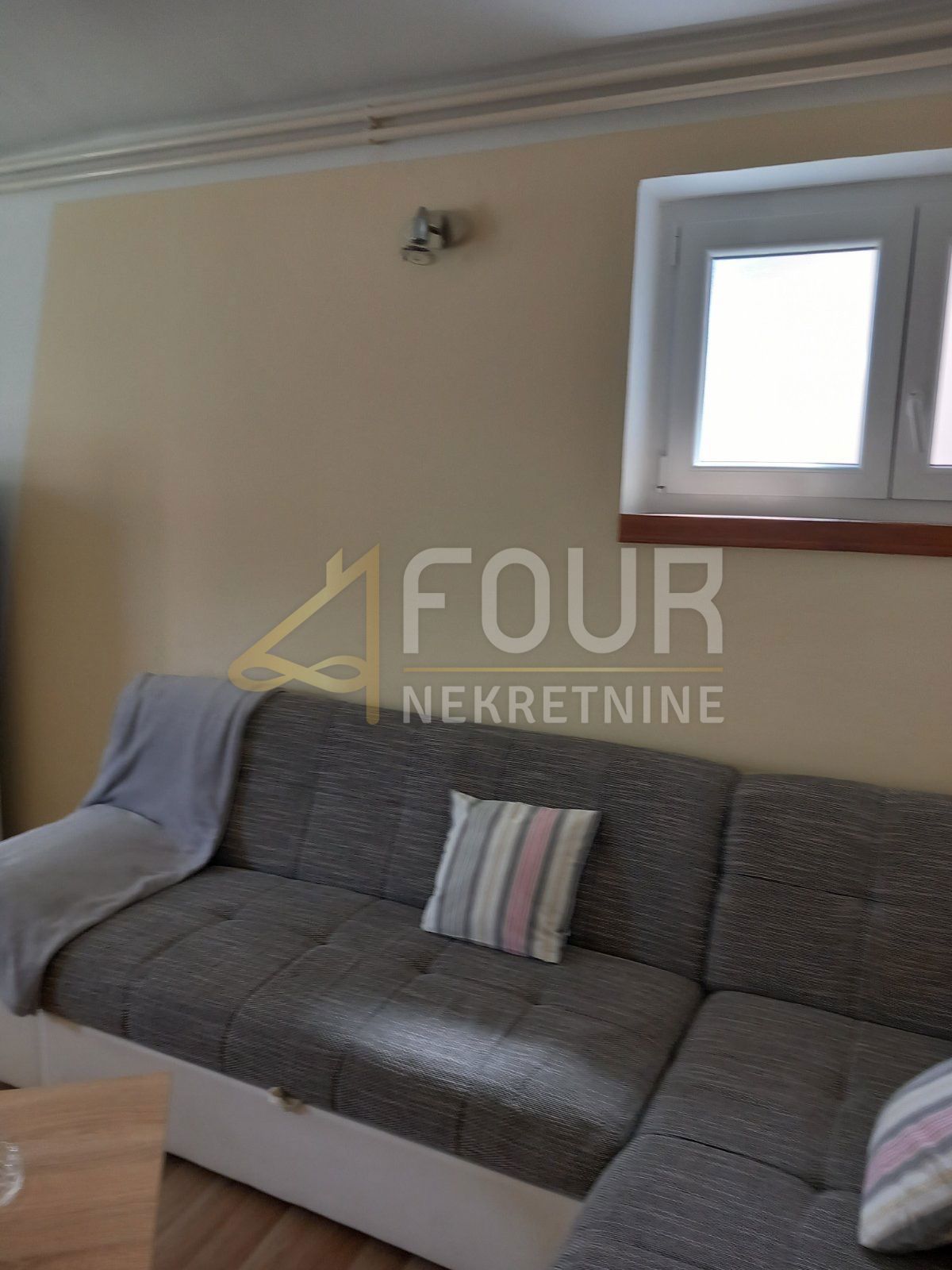 Centar, Pula, 162,94m2