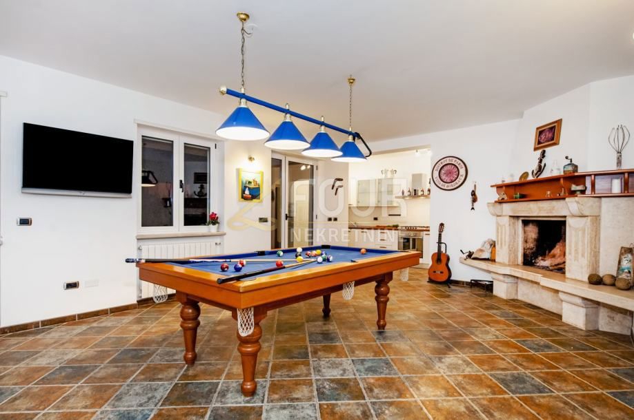 Rovinjsko Selo, Rovinj, 550m2