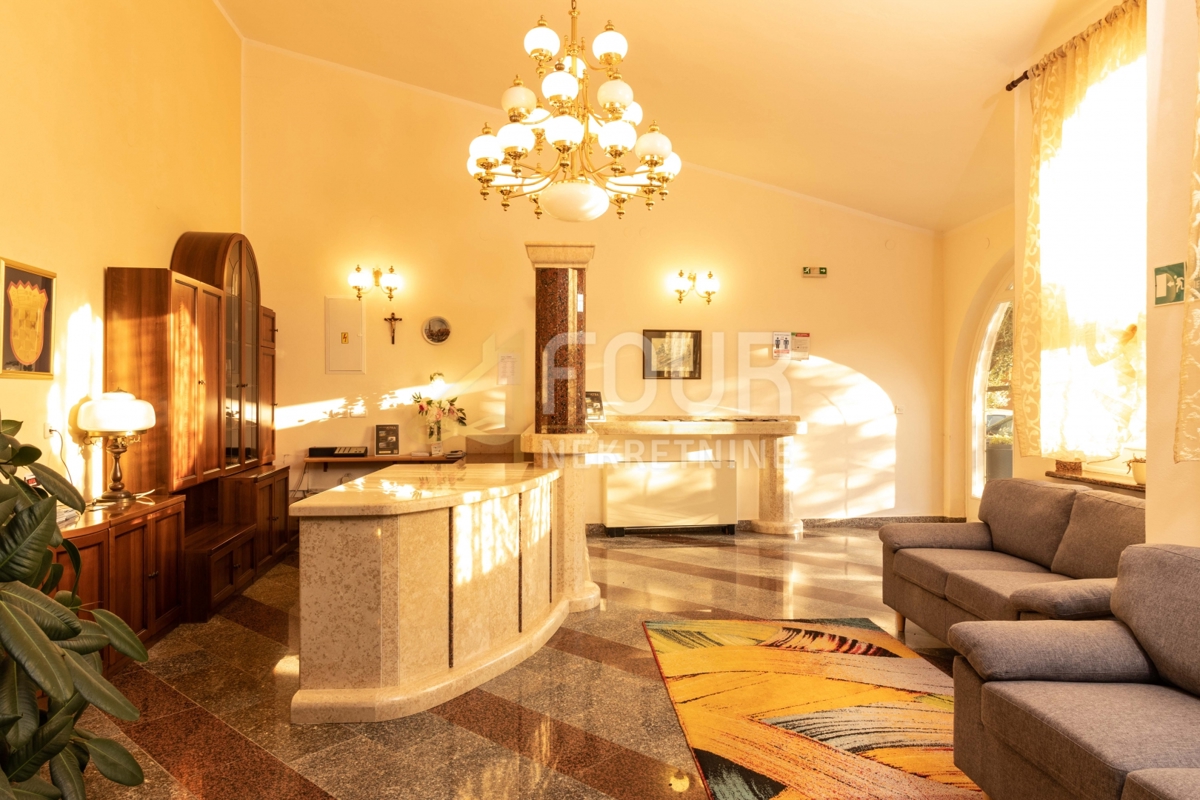 Centar, Pula, 1.600m2