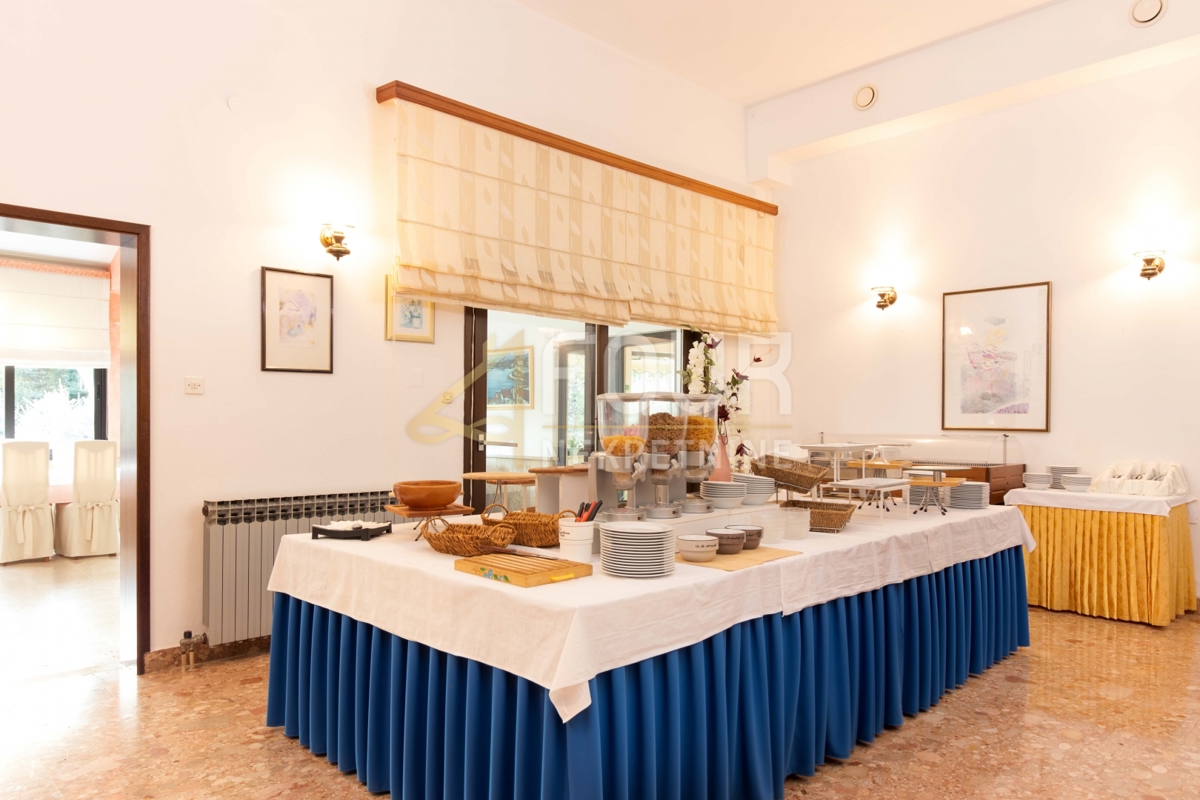 Centar, Pula, 1.600m2