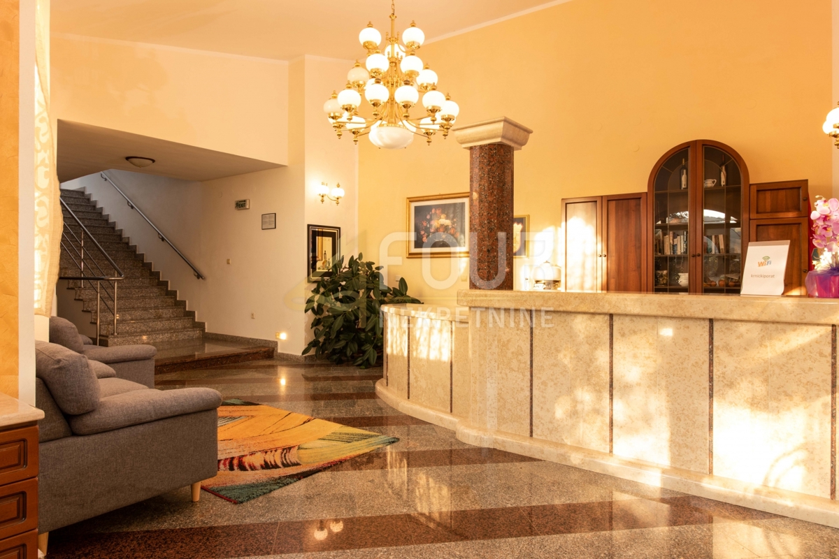 Centar, Pula, 1.600m2