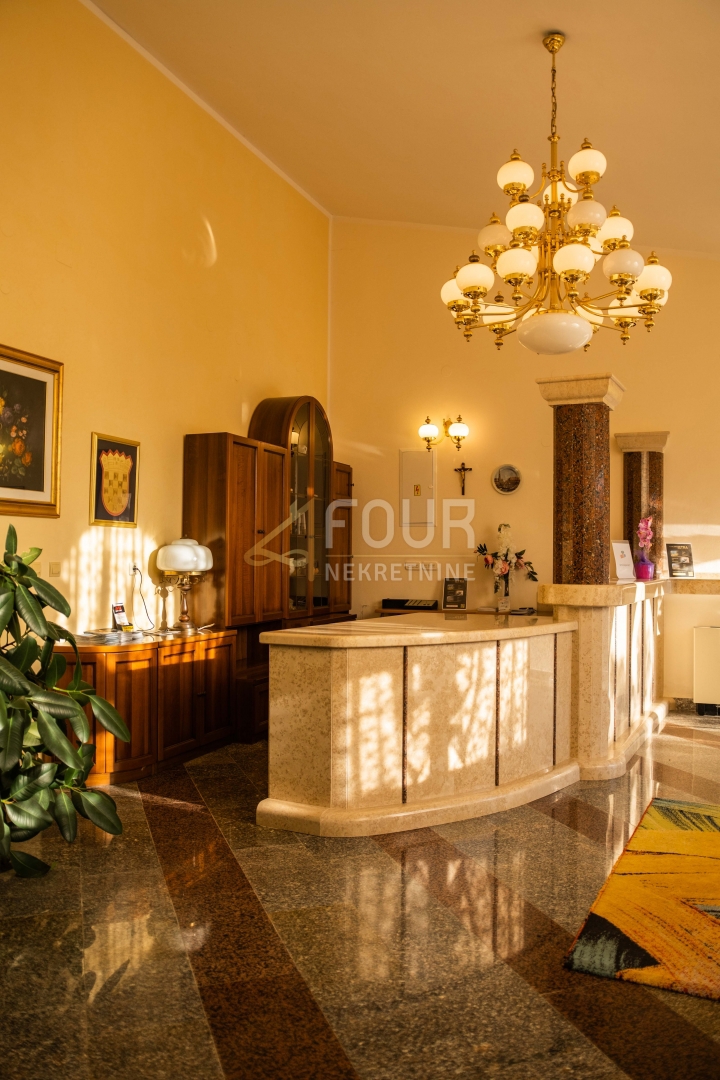 Centar, Pula, 1.600m2