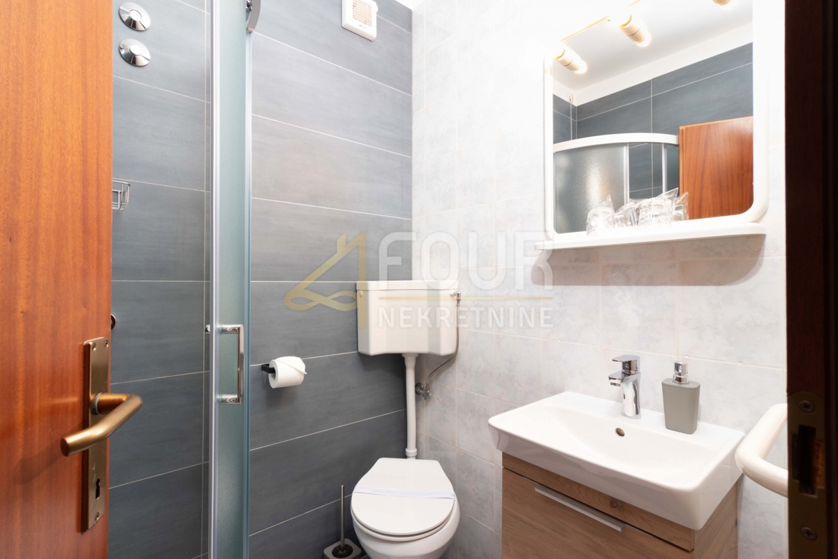 Centar, Pula, 1.600m2