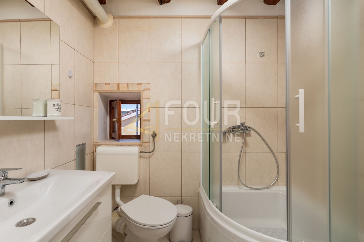 Centar, Rijeka, 49,67m2