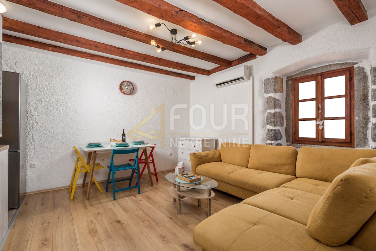 Centar, Rijeka, 49,67m2