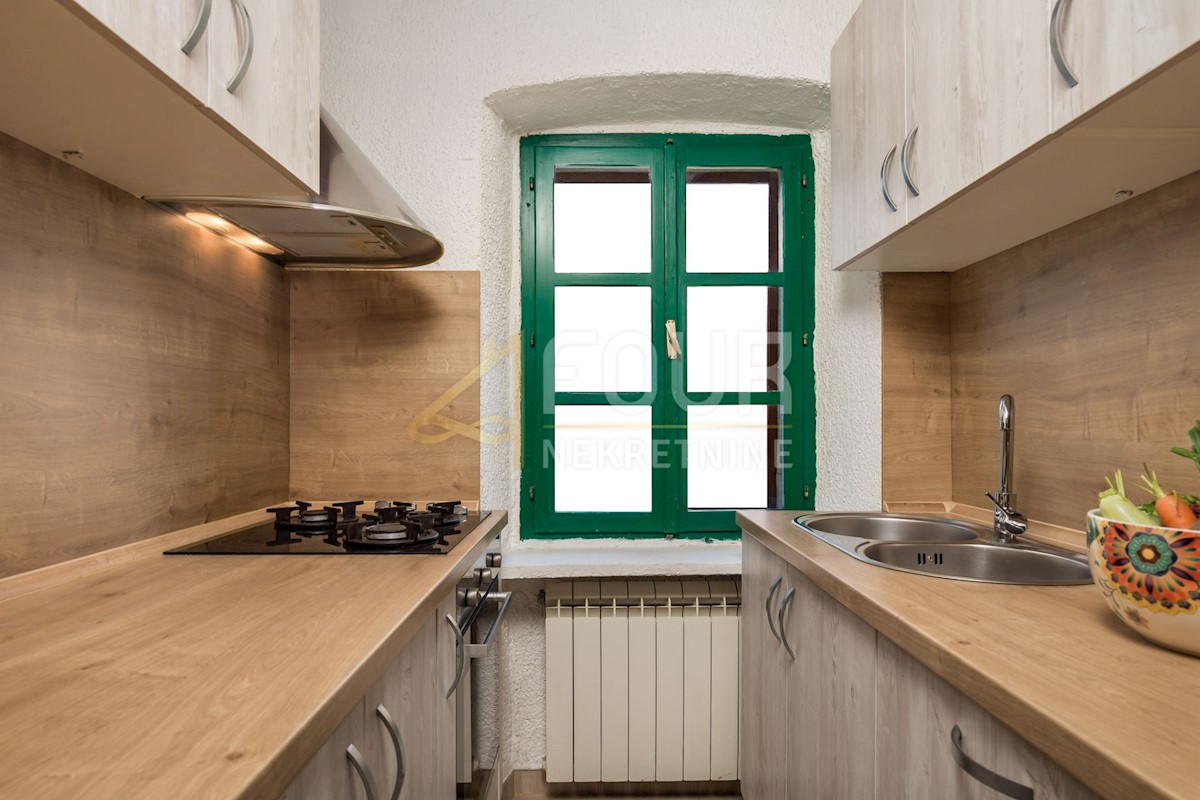 Centar, Rijeka, 49,67m2