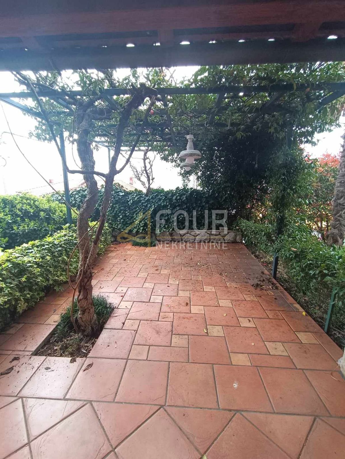 Pobri, Opatija - Okolica, 337,40m2