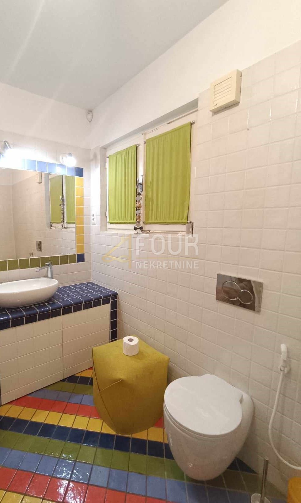 Pobri, Opatija - Okolica, 337,40m2