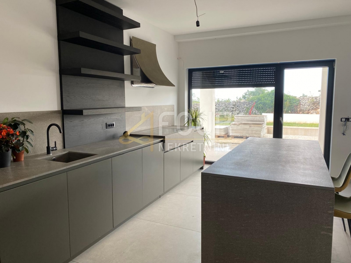 Rakalj, Marčana, 180m2