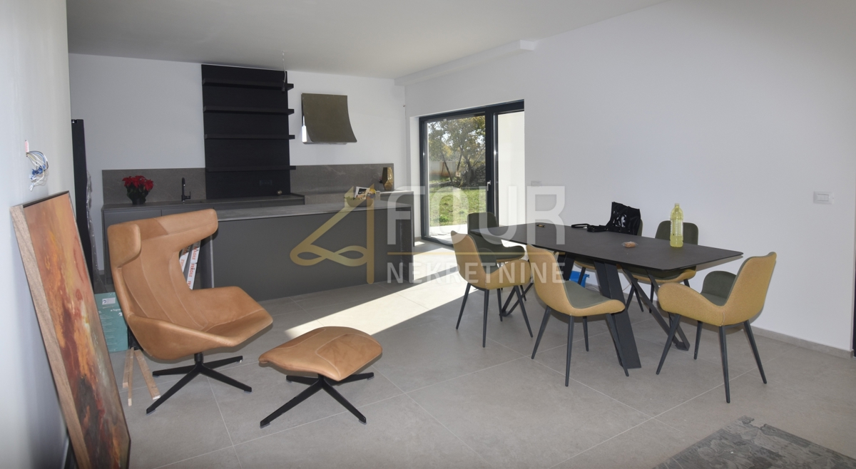 Rakalj, Marčana, 180m2