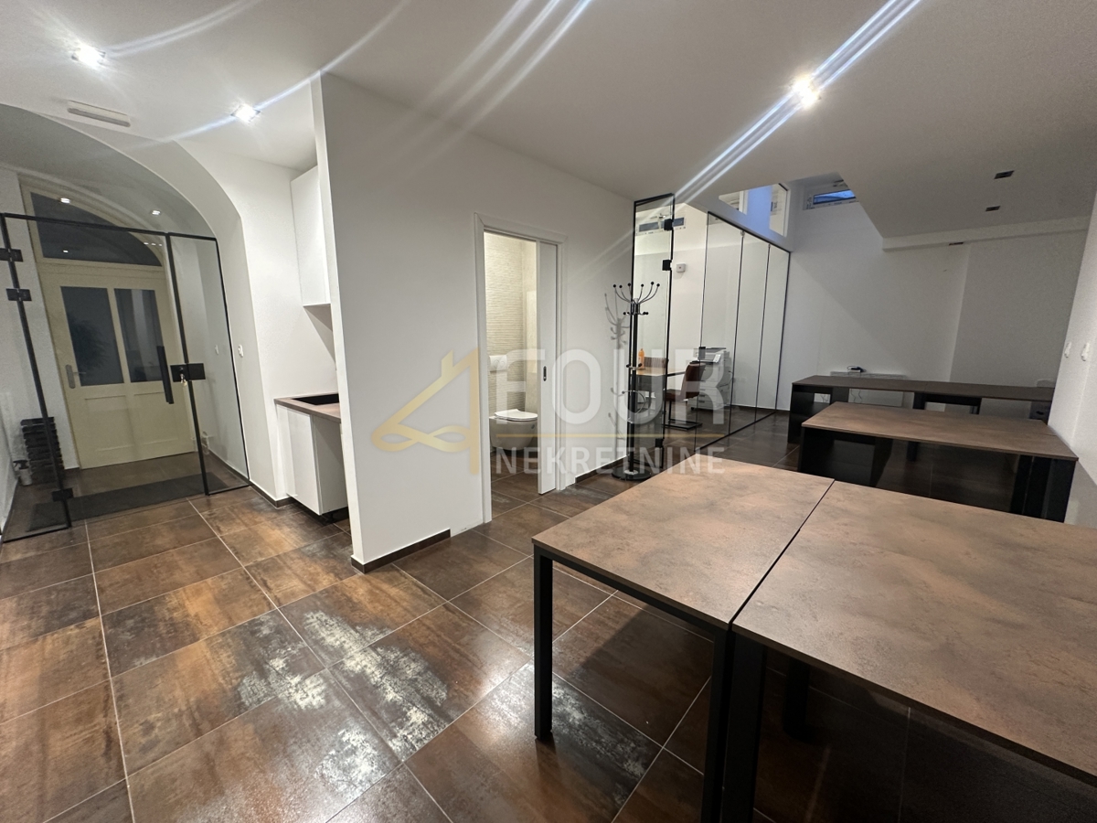 Centar, Rijeka, 57m2