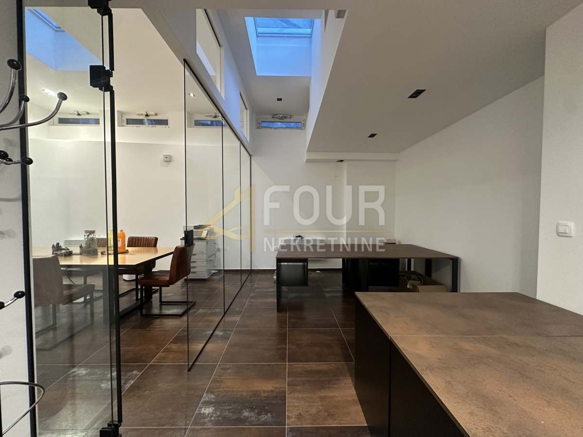 Centar, Rijeka, 57m2