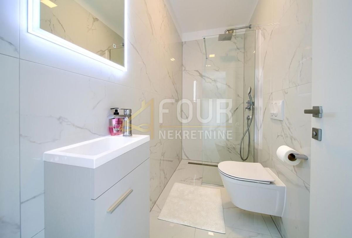 Malinska, Malinska-Dubašnica, 95,82m2