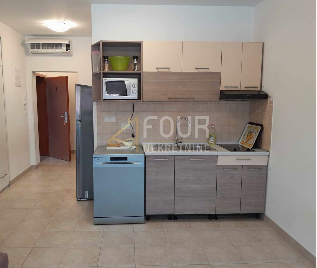 Šilo, Dobrinj, 223m2