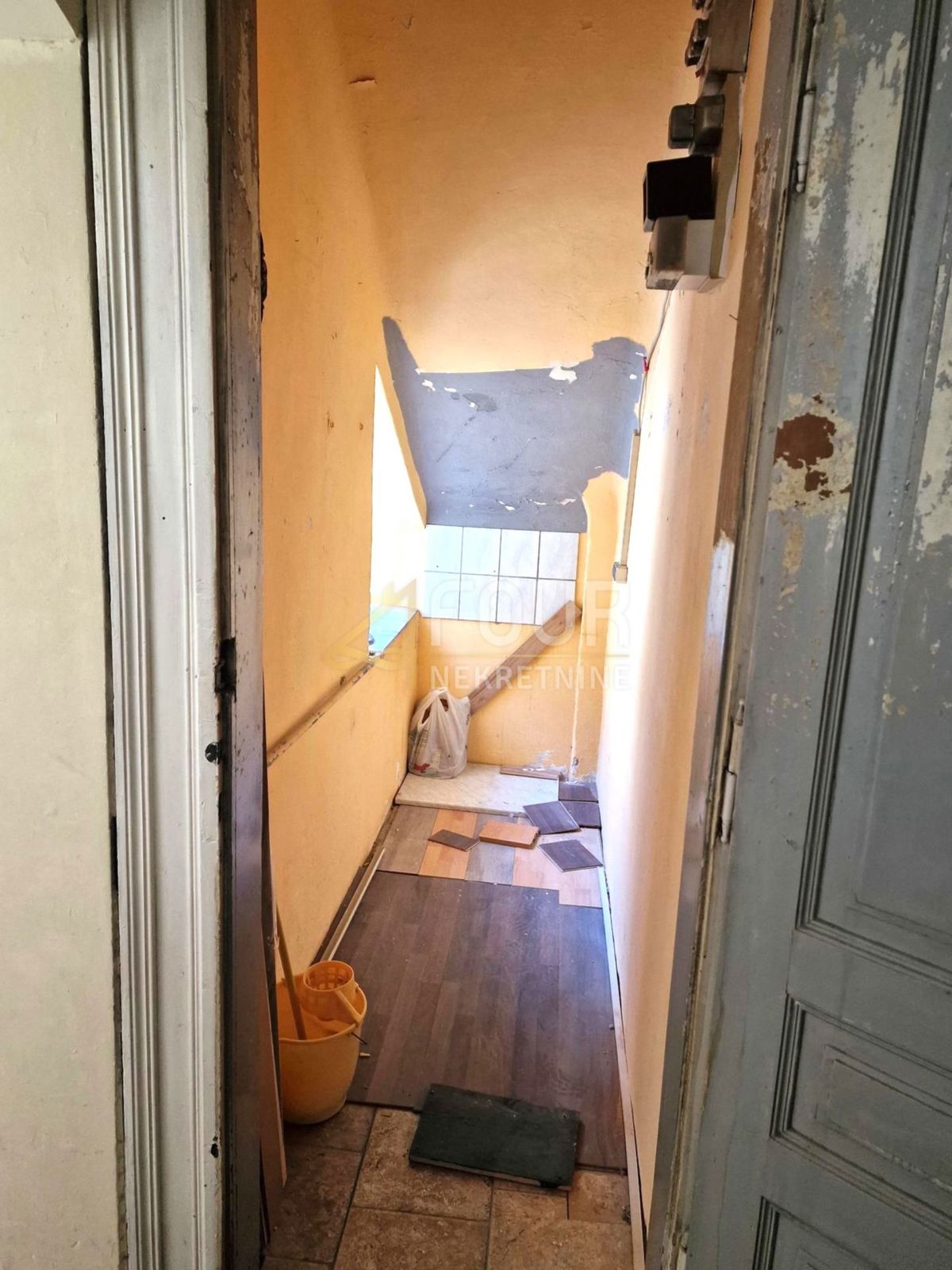 Centar, Rijeka, 65,55m2