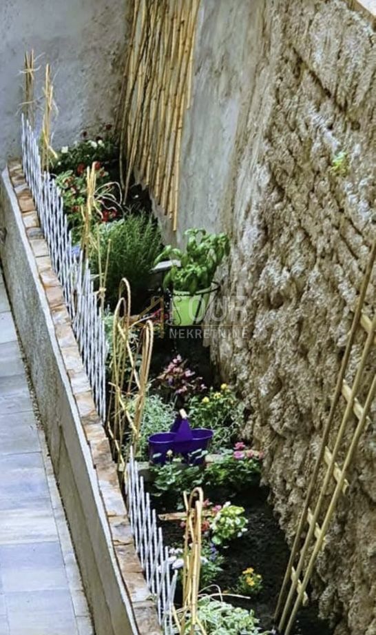 Mlaka, Rijeka, 64,15m2