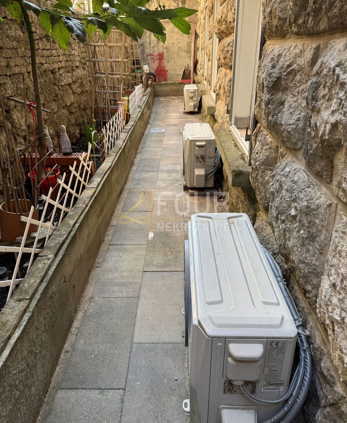 Mlaka, Rijeka, 64,15m2