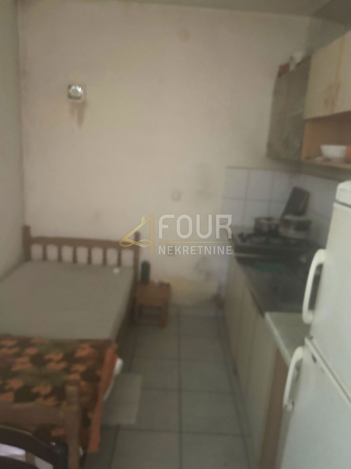 Kupjak, Ravna Gora, 250m2