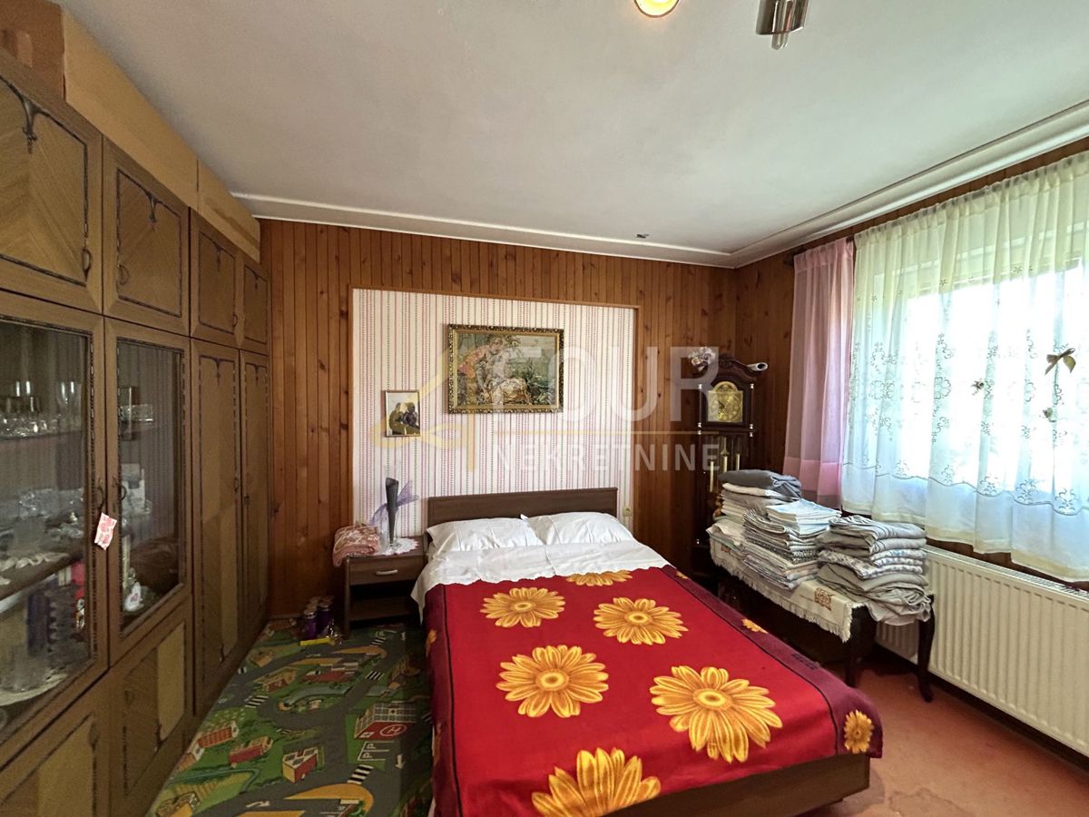 Kupjak, Ravna Gora, 250m2