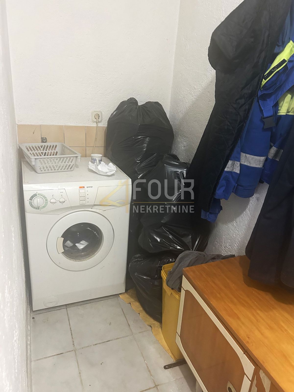 Kupjak, Ravna Gora, 250m2