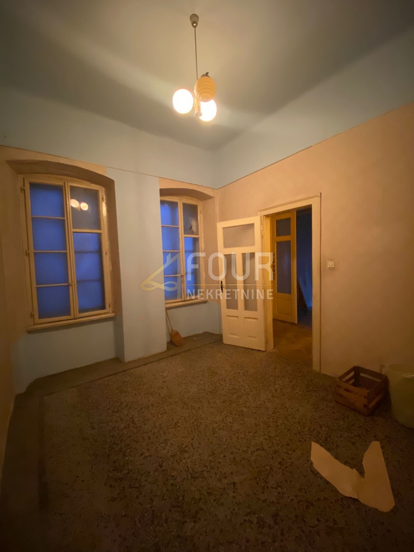 Centar, Rijeka, 98,47m2