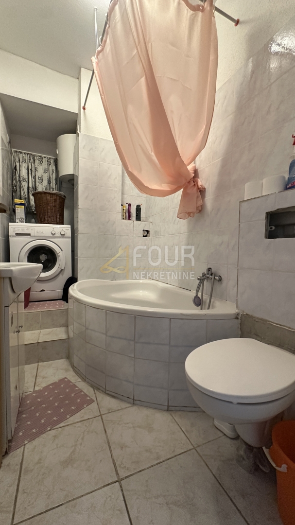 Centar, Rijeka, 70,46m2