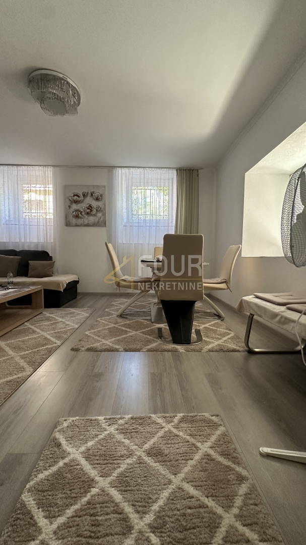 Centar, Rijeka, 70,46m2