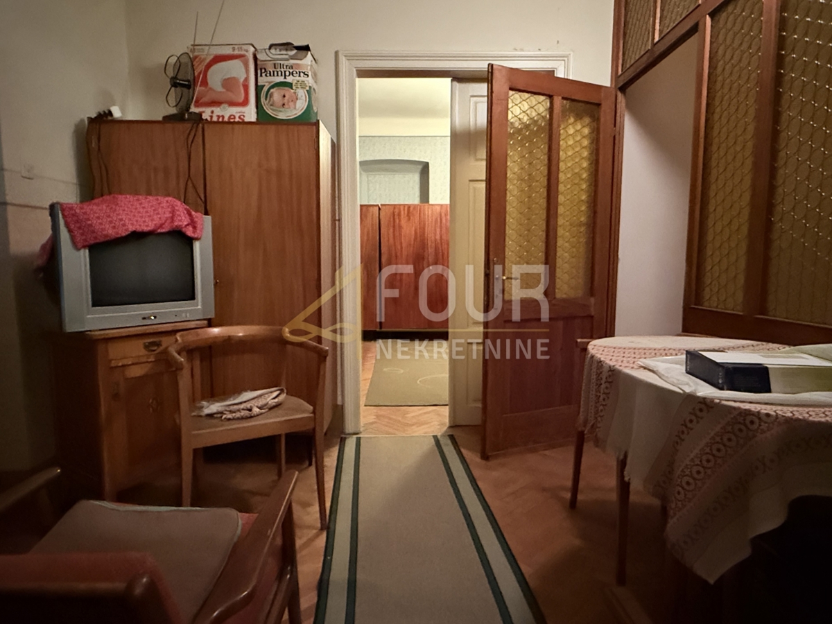 Novi Vinodolski, 180m2