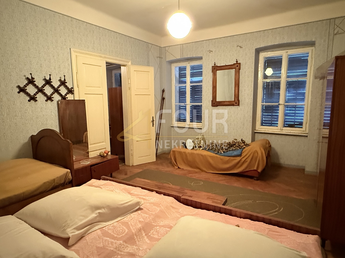 Novi Vinodolski, 180m2