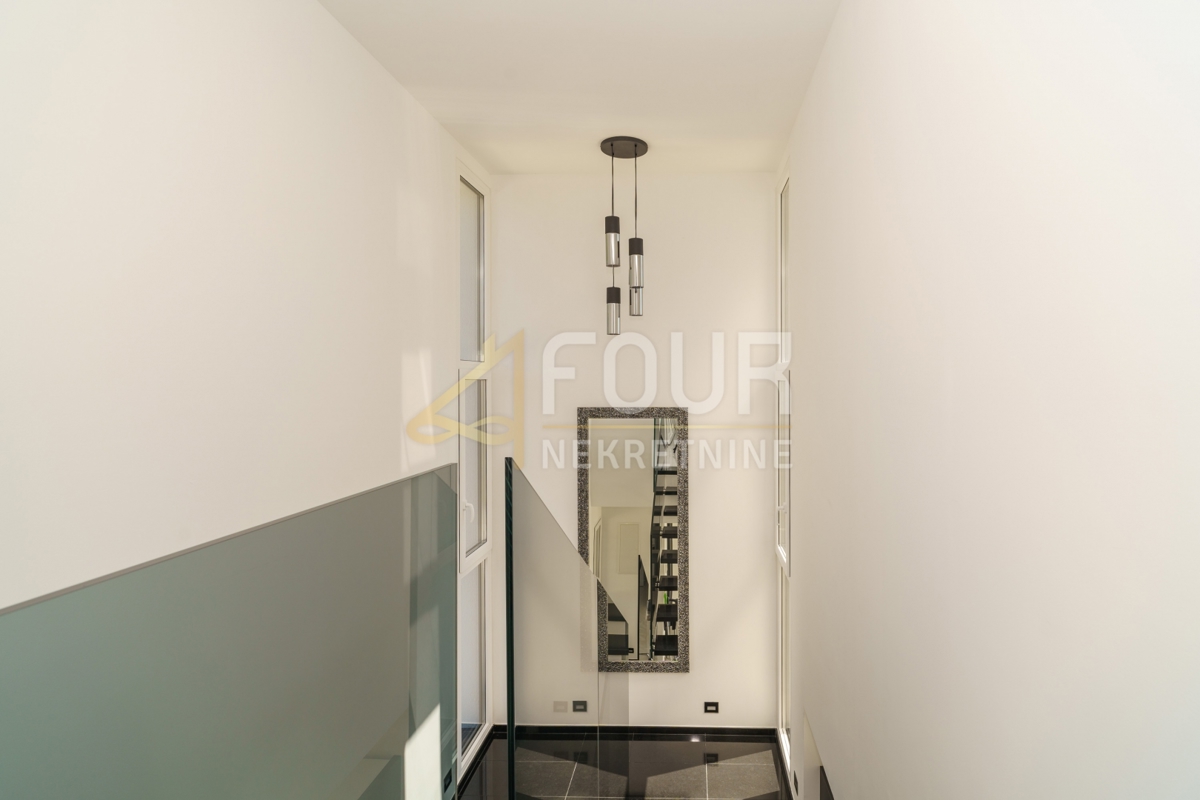 Bribir, Vinodolska Općina, 103m2