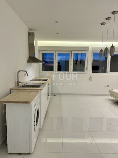 Grad, Šibenik, 62m2