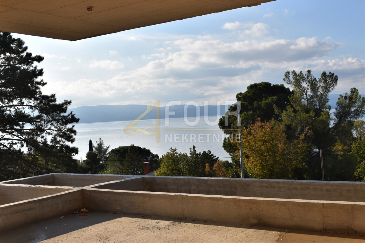 Njivice, Omišalj, 161,50m2