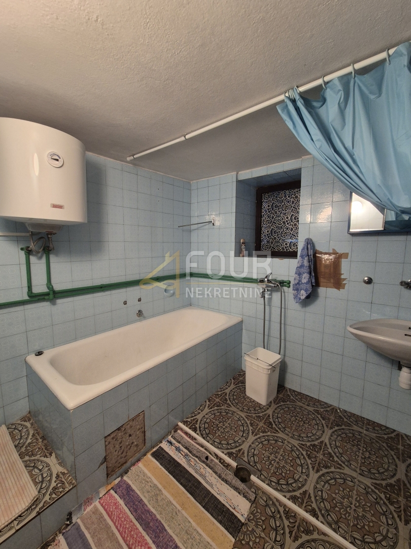 Gerovo, Čabar, 132m2