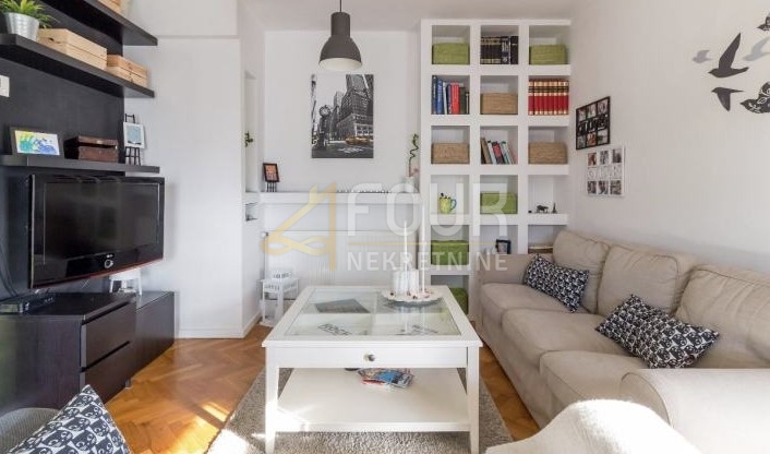 Zagabria, Upper Town, 2s + db, 73,37m2, balcone