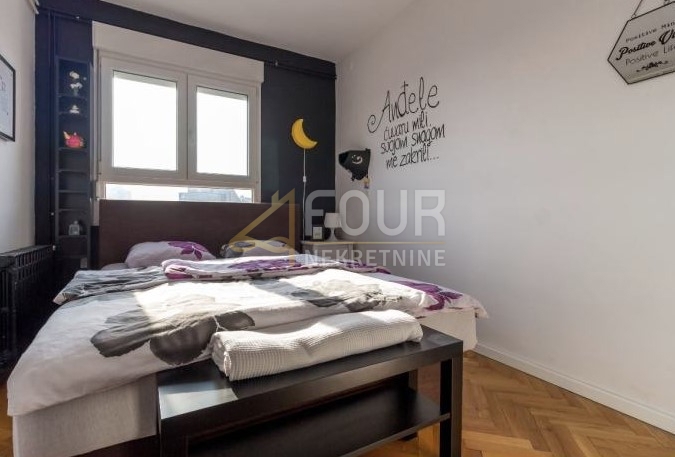 Zagabria, Upper Town, 2s + db, 73,37m2, balcone