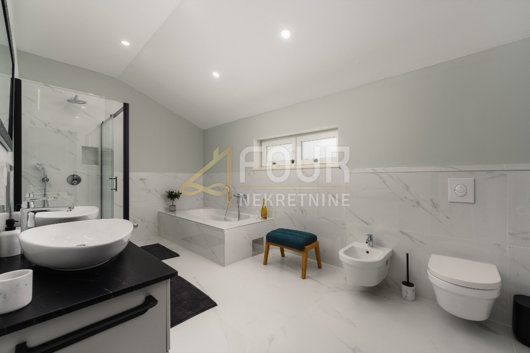 Istria, Žminj - area, casa indipendente con piscina