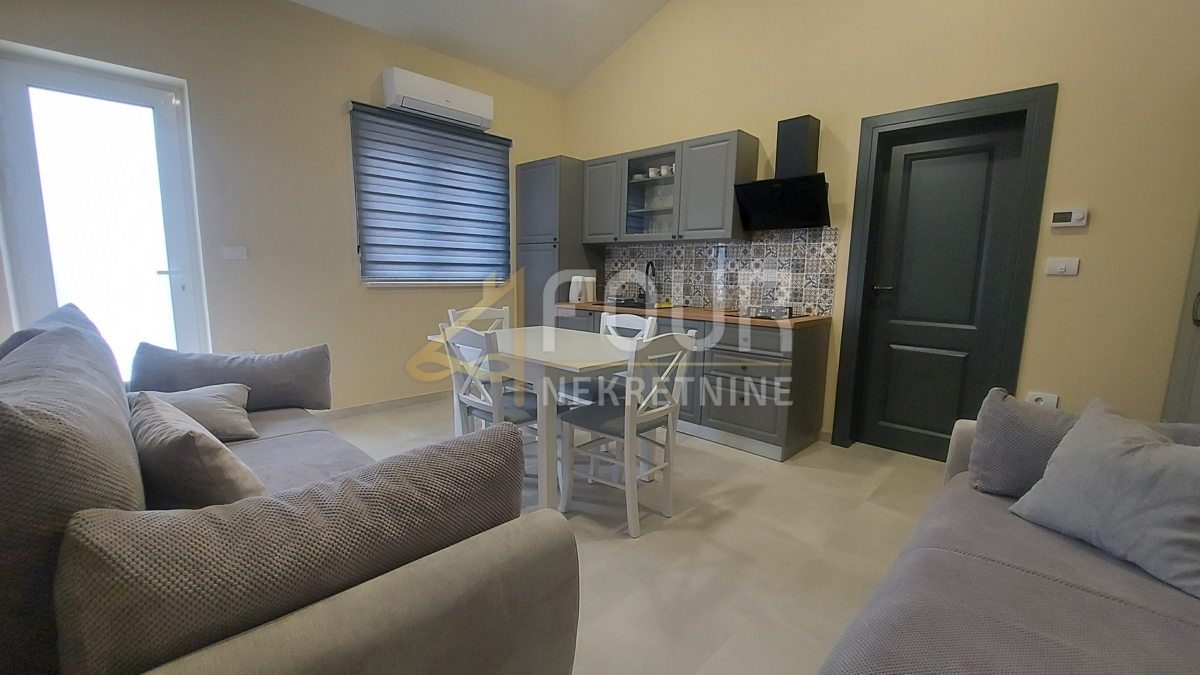 Istria, Žminj - area, casa indipendente con piscina