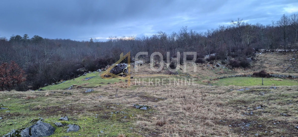 Breza, Klana, 1.540m2