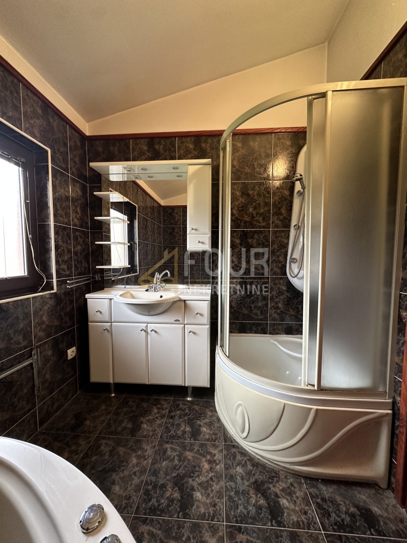 Fiume, Pehlin - Hosti, casa indipendente, 170m2