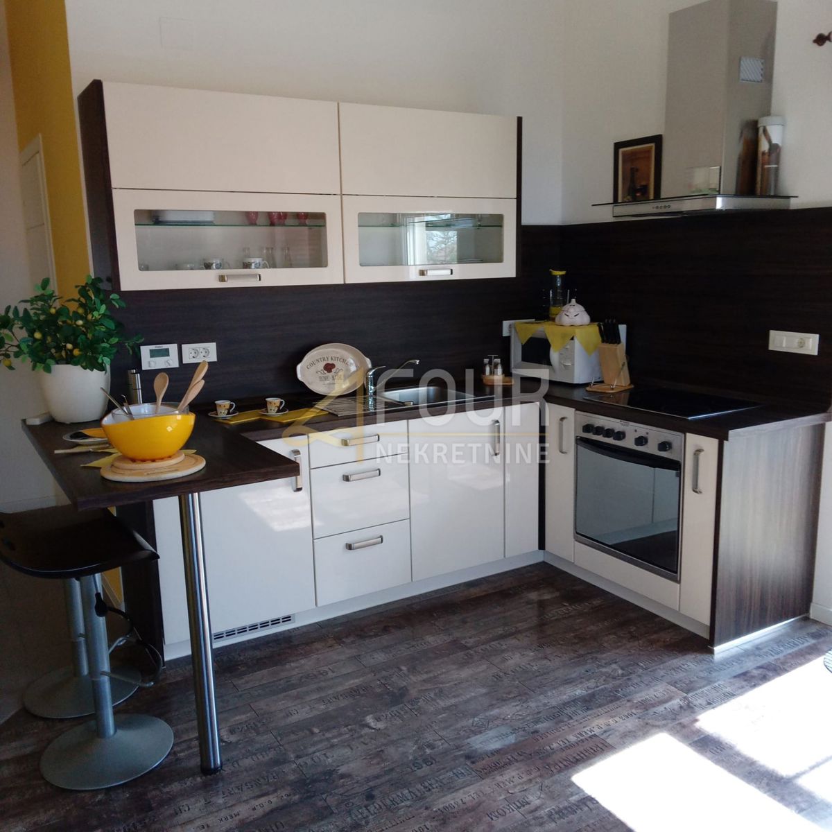 Novi Vinodolski, 262m2