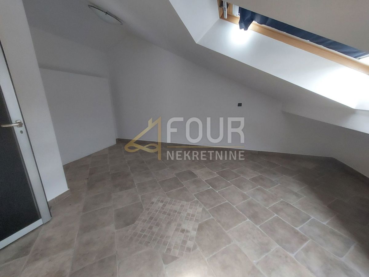 Drenova, Rijeka, 220,64m2