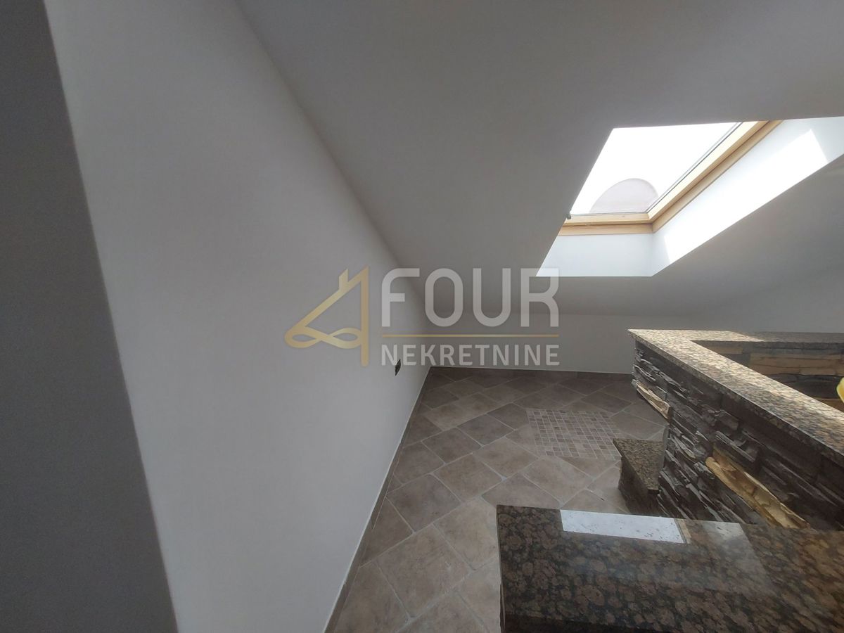 Drenova, Rijeka, 220,64m2