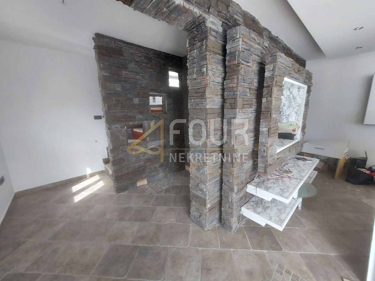 Drenova, Rijeka, 220,64m2